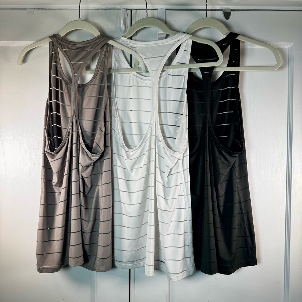 3 Pack Athleta Tank Tops - Picture 3 of 12